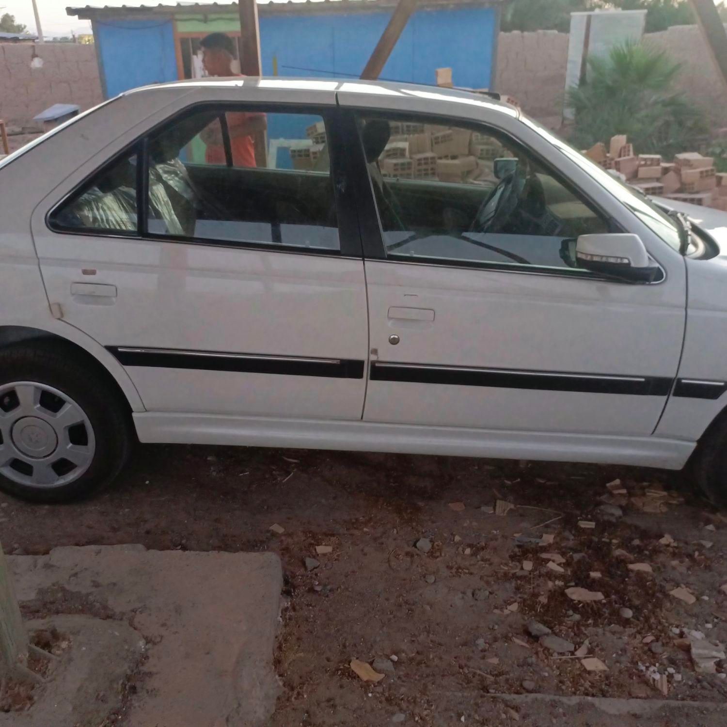 پژو پارس سال - 1402