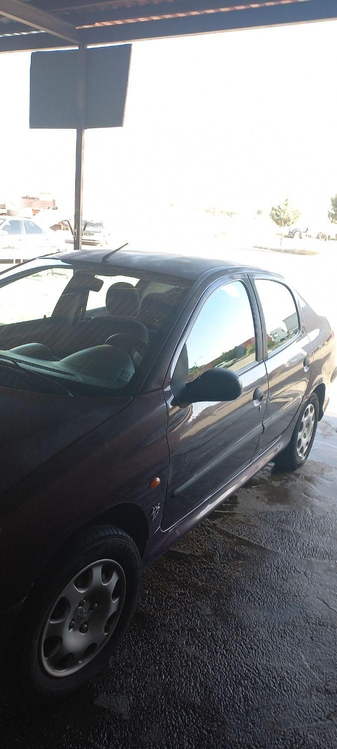 پژو 206 SD v8 - 1390