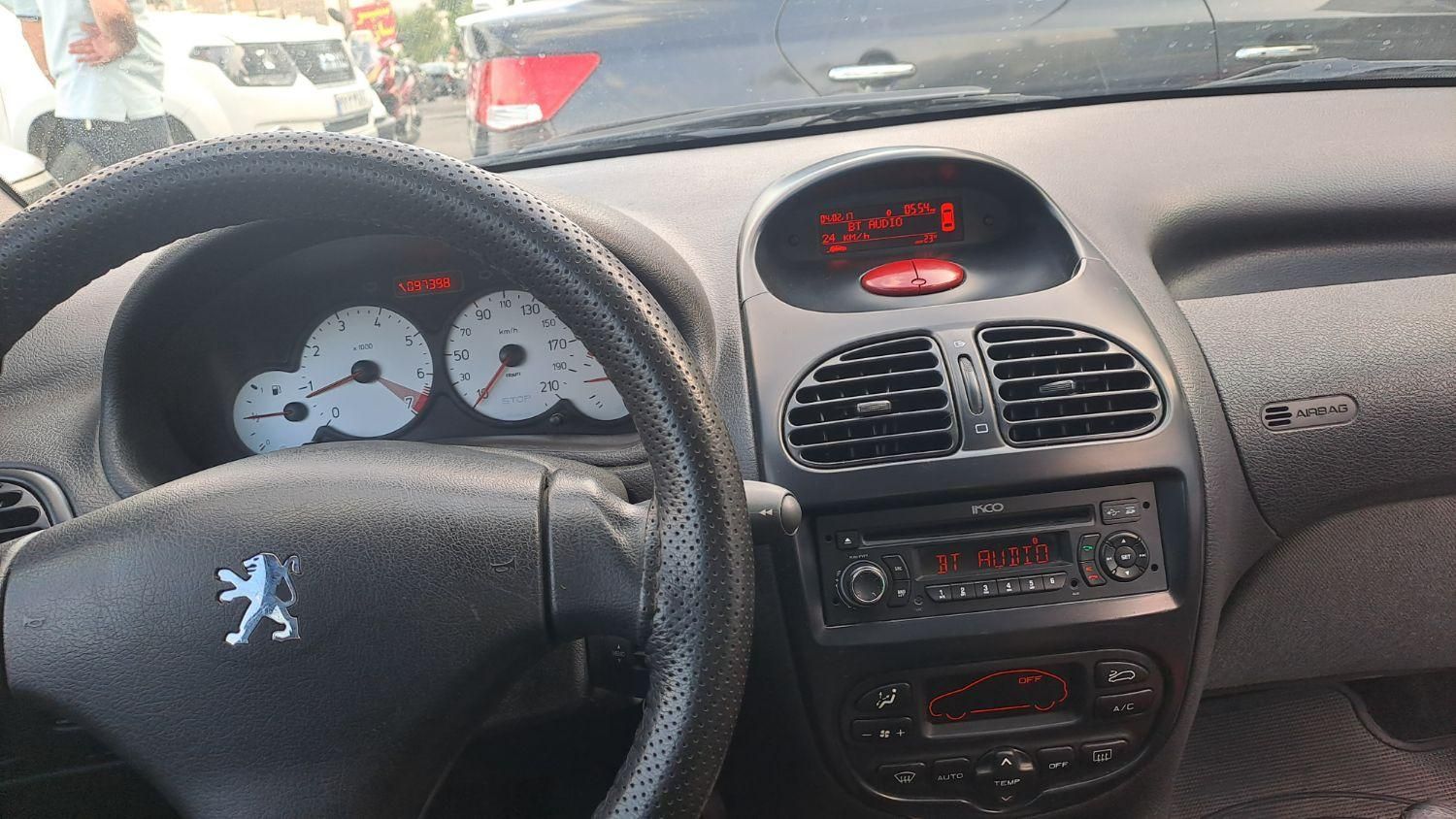 پژو 206 SD v8 - 1395