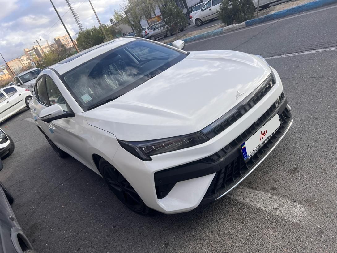 خودرو کی ام سی، J7 آگهی ann_18183082
