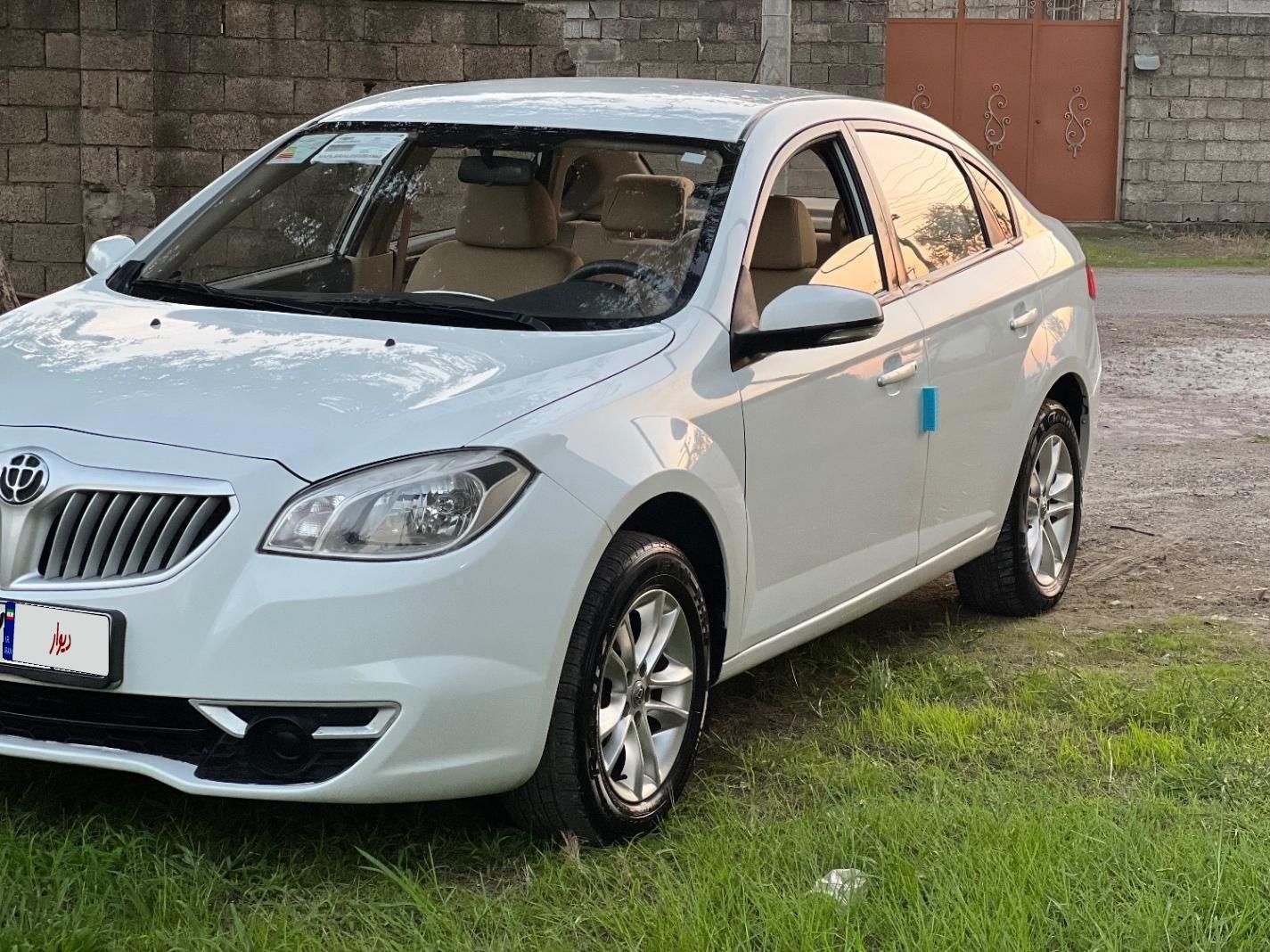 برلیانس H330 اتوماتیک 1500 - 2016