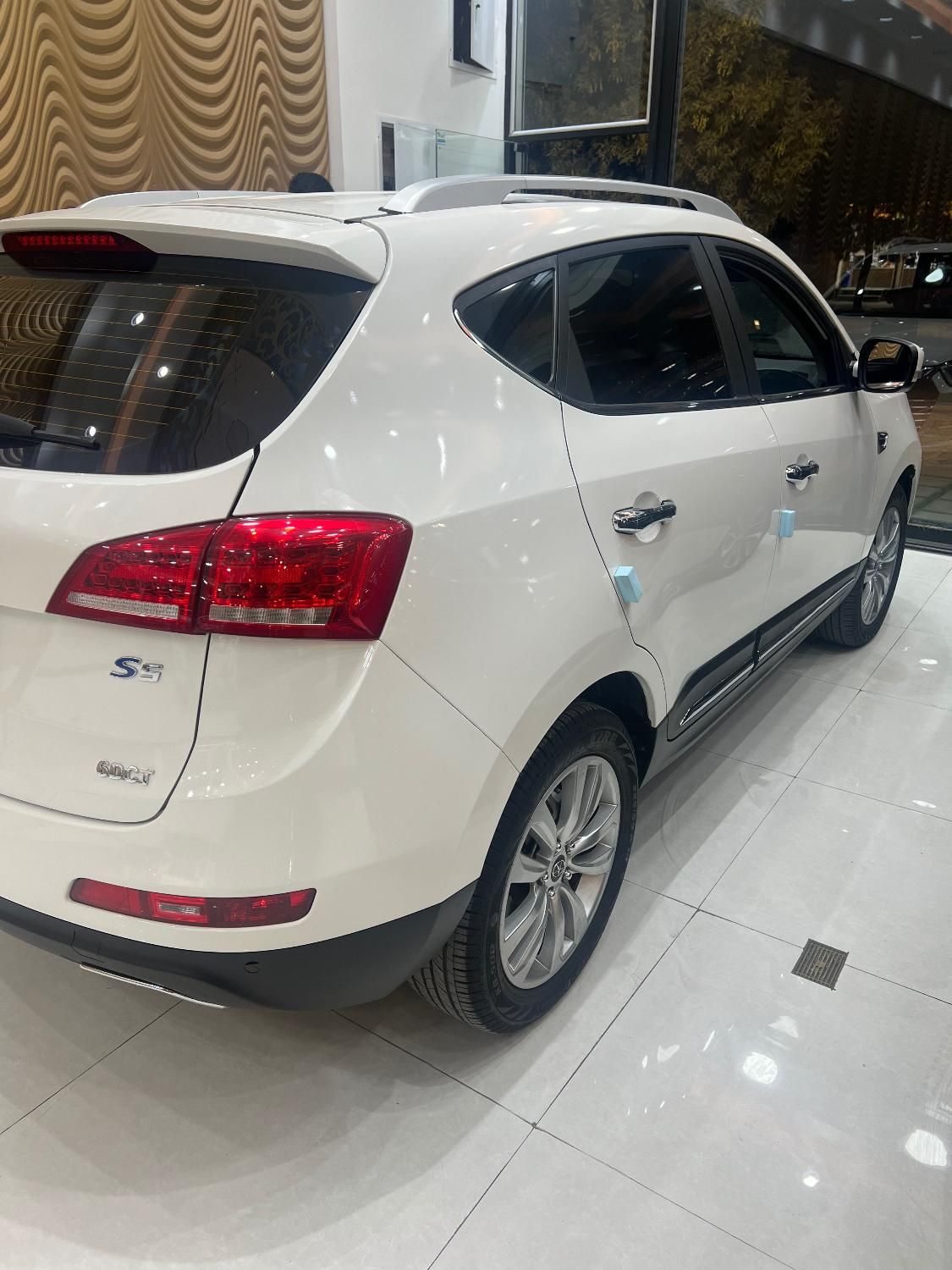 جک S5 اتوماتیک - 2023