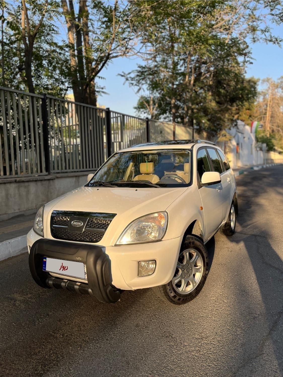 خودرو ام وی ام، X33 آگهی ann_18186059