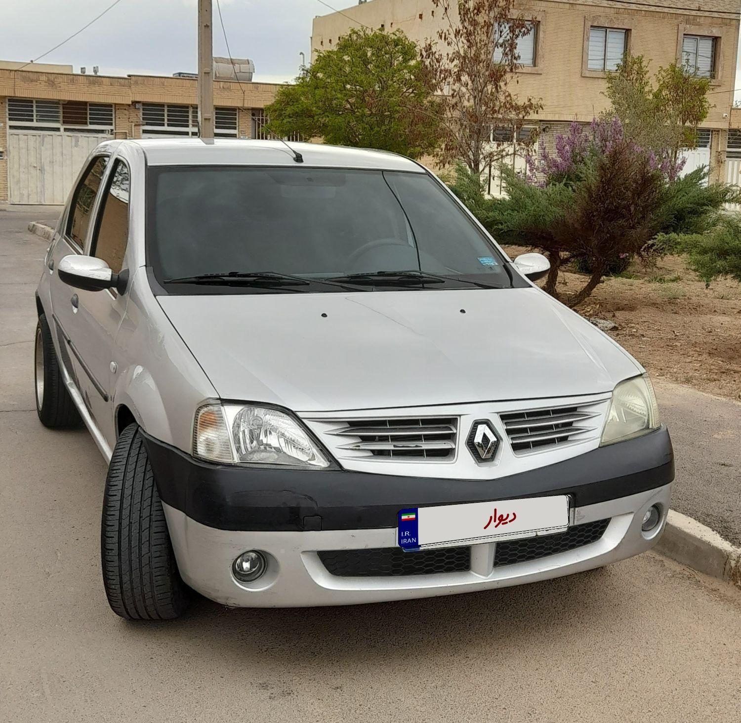 خودرو رنو، تندر 90 آگهی ann_18186356