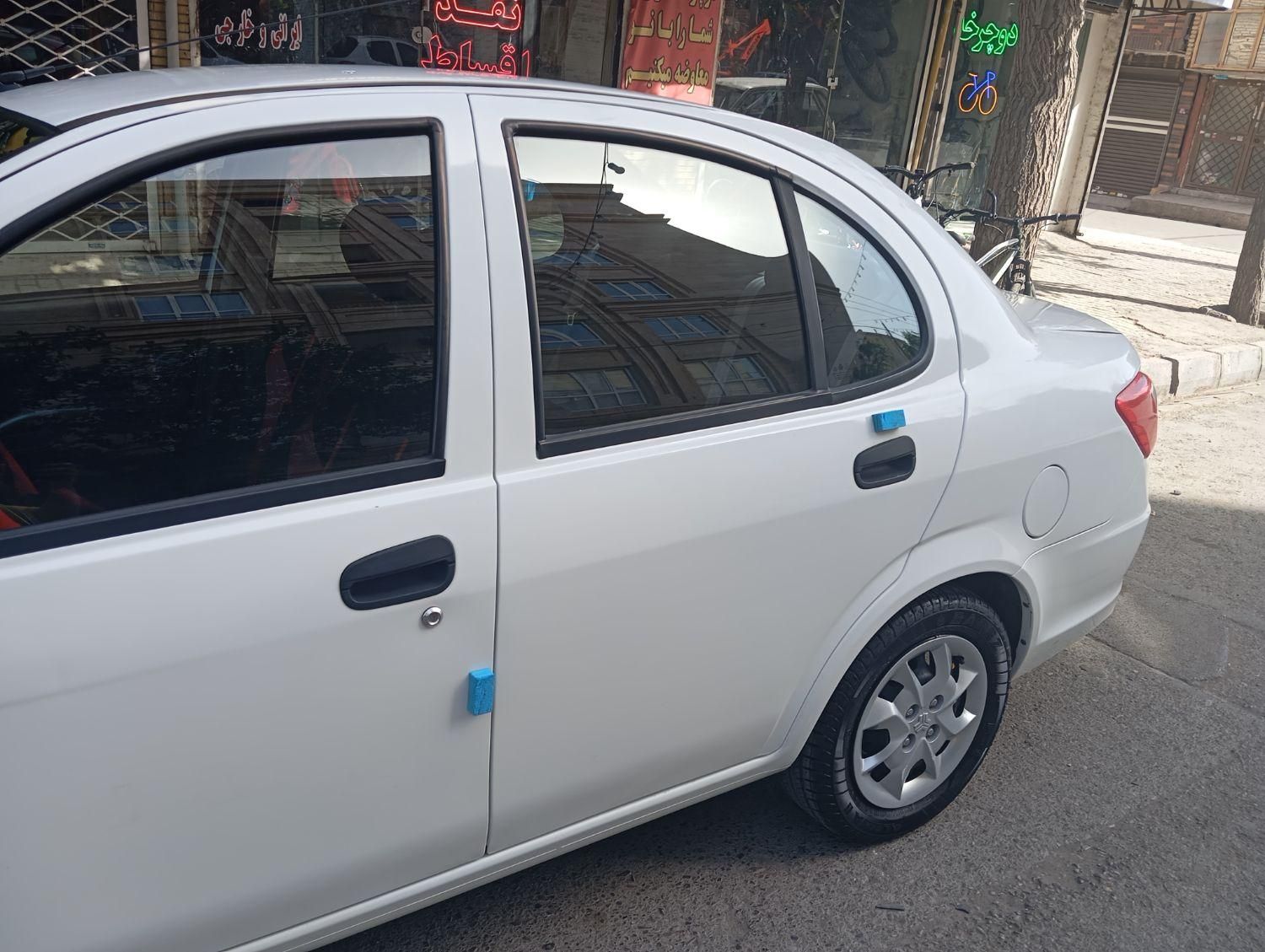 ساینا S دنده ای بنزینی - 1401