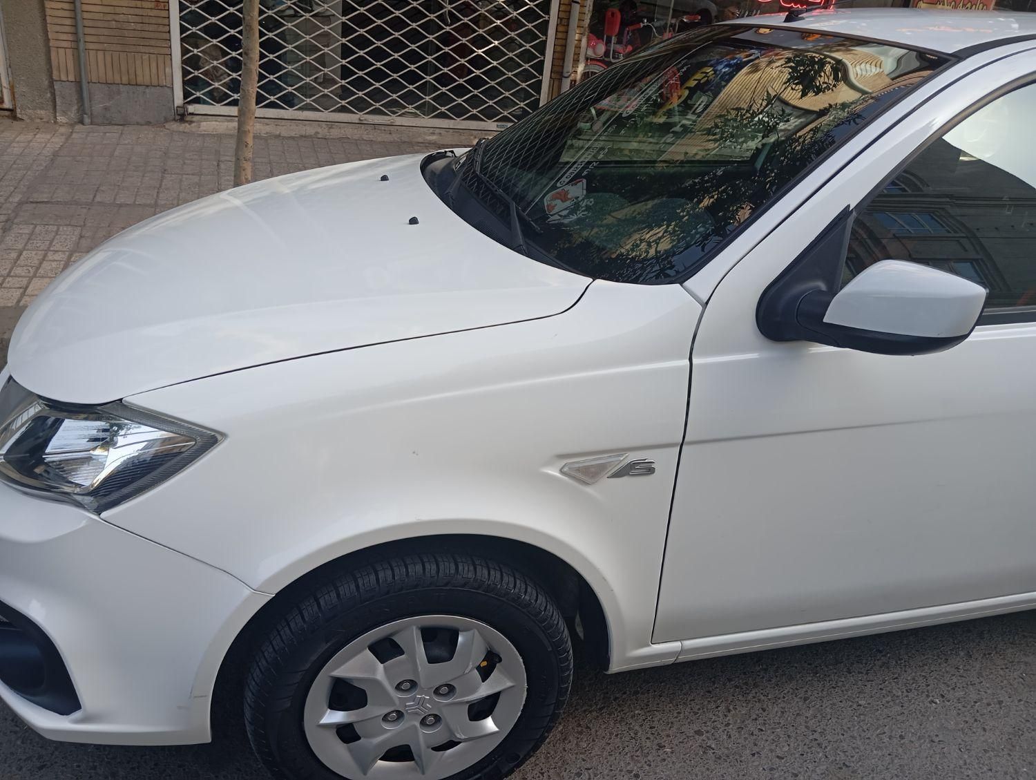 ساینا S دنده ای بنزینی - 1401