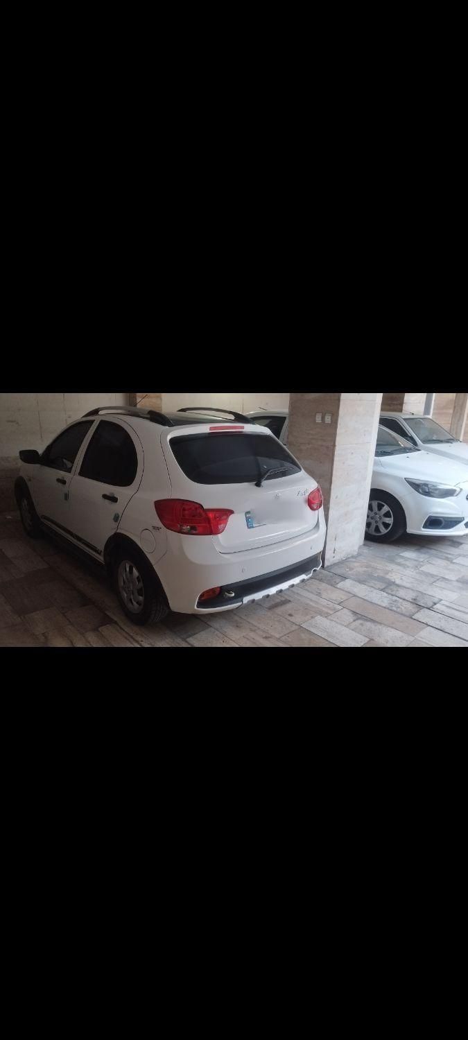 کوییک R دنده‌ای - 1402