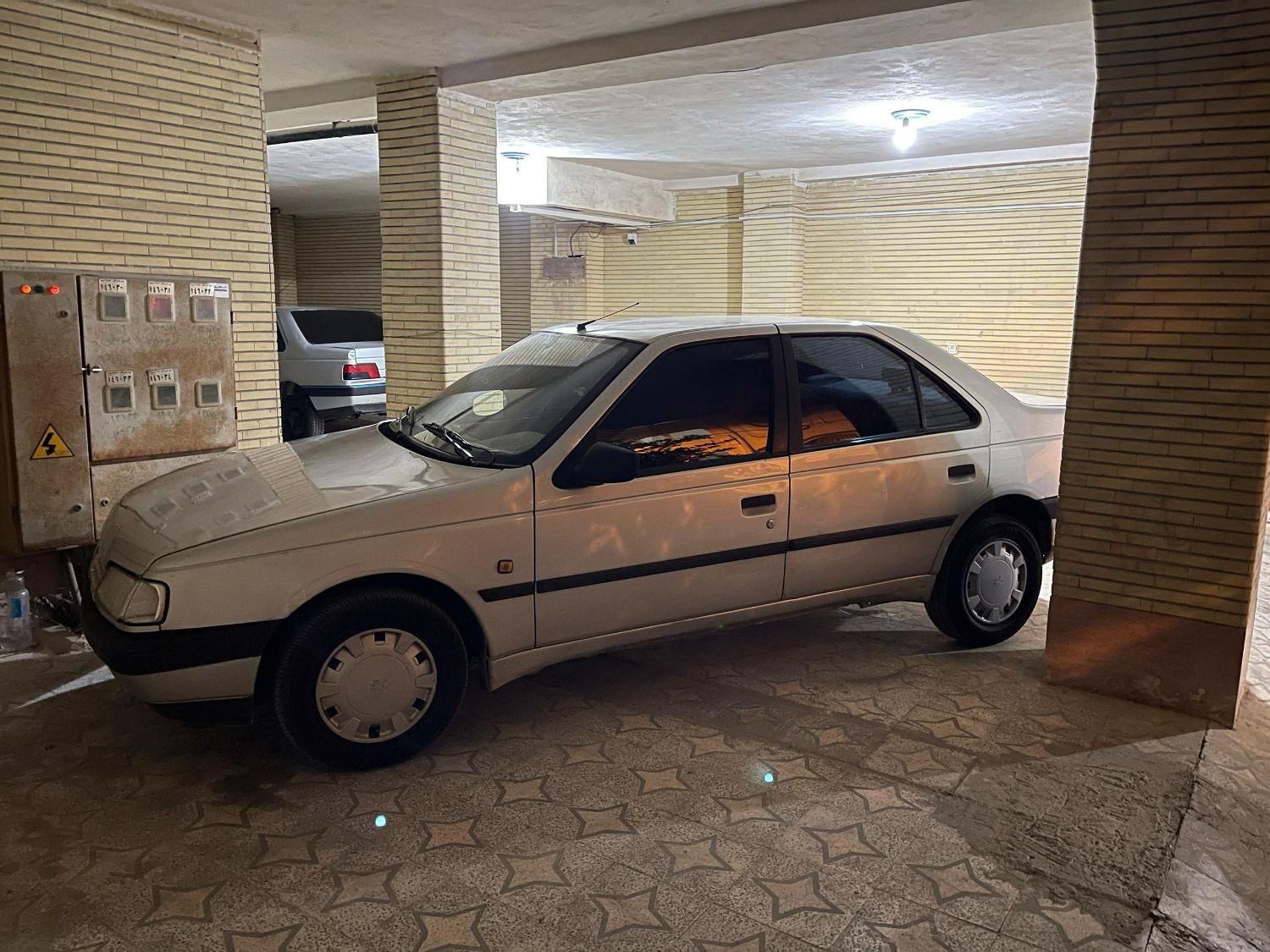 پژو 405 GLX - 1390