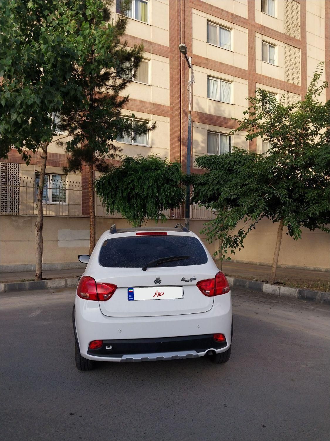 کوییک R دنده‌ای - 1403