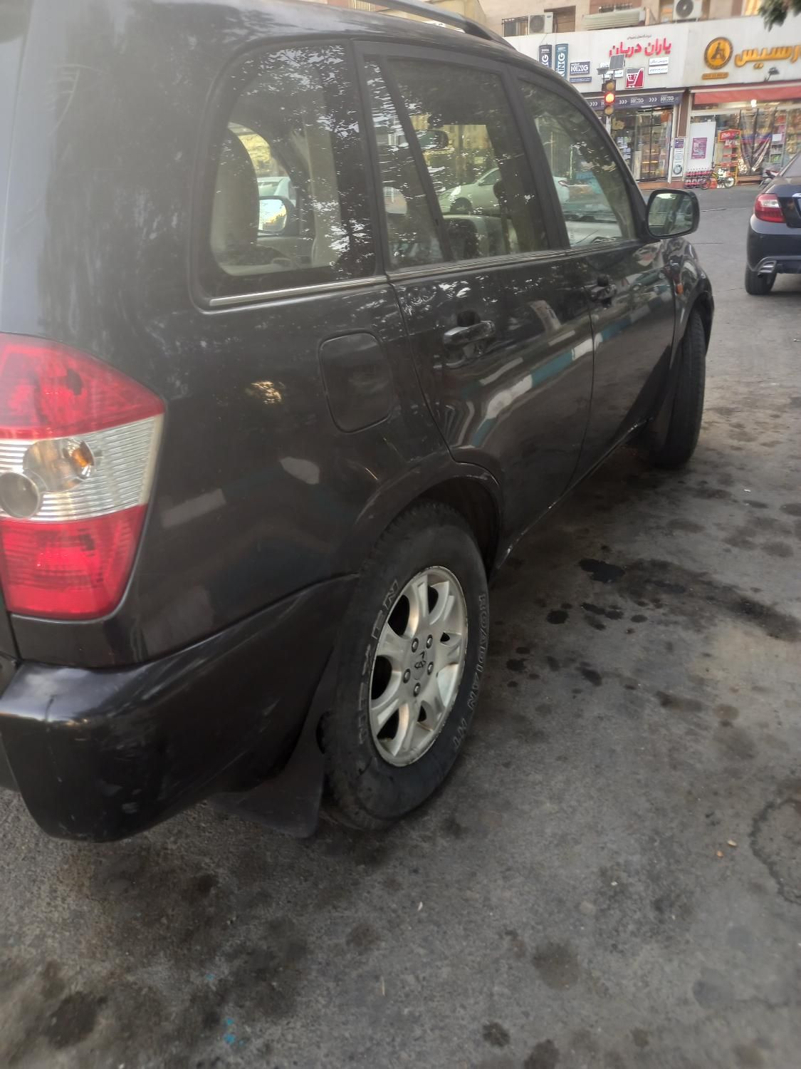 خودرو ام وی ام، X33 آگهی ann_18186851