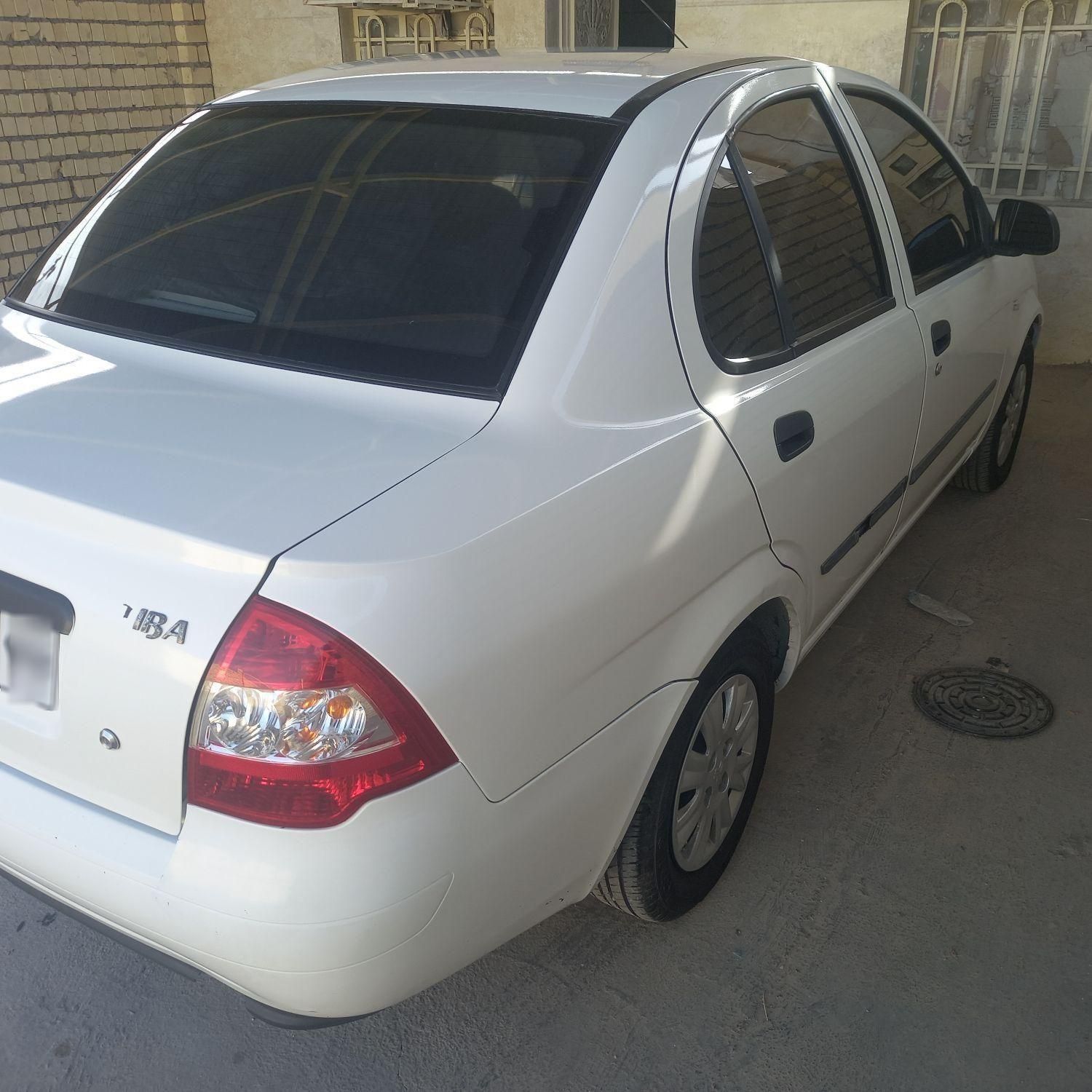 تیبا صندوق دار SX - 1400