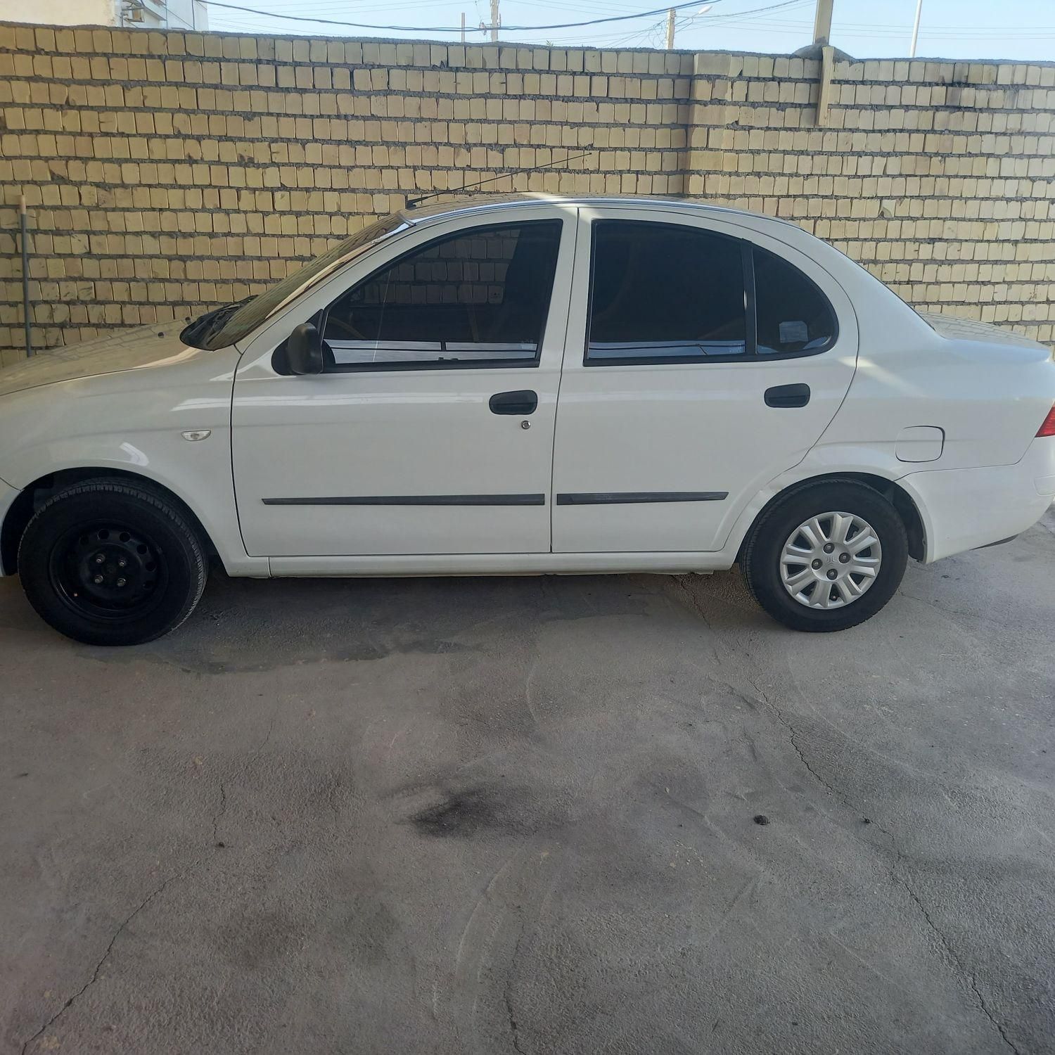 تیبا صندوق دار SX - 1400