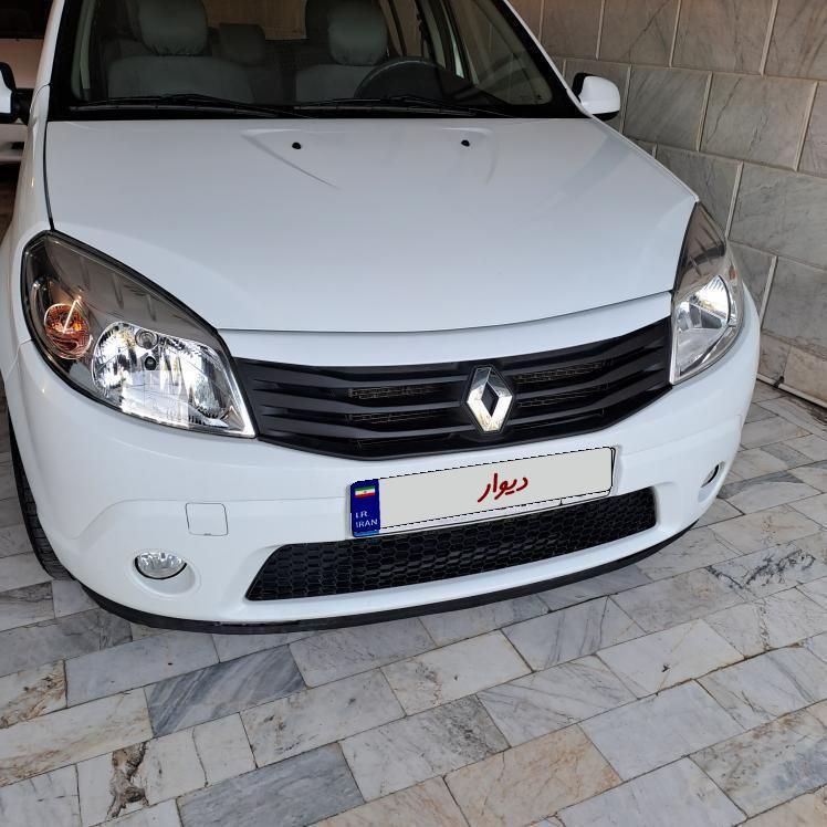 خودرو رنو، ساندرو آگهی ann_18187294