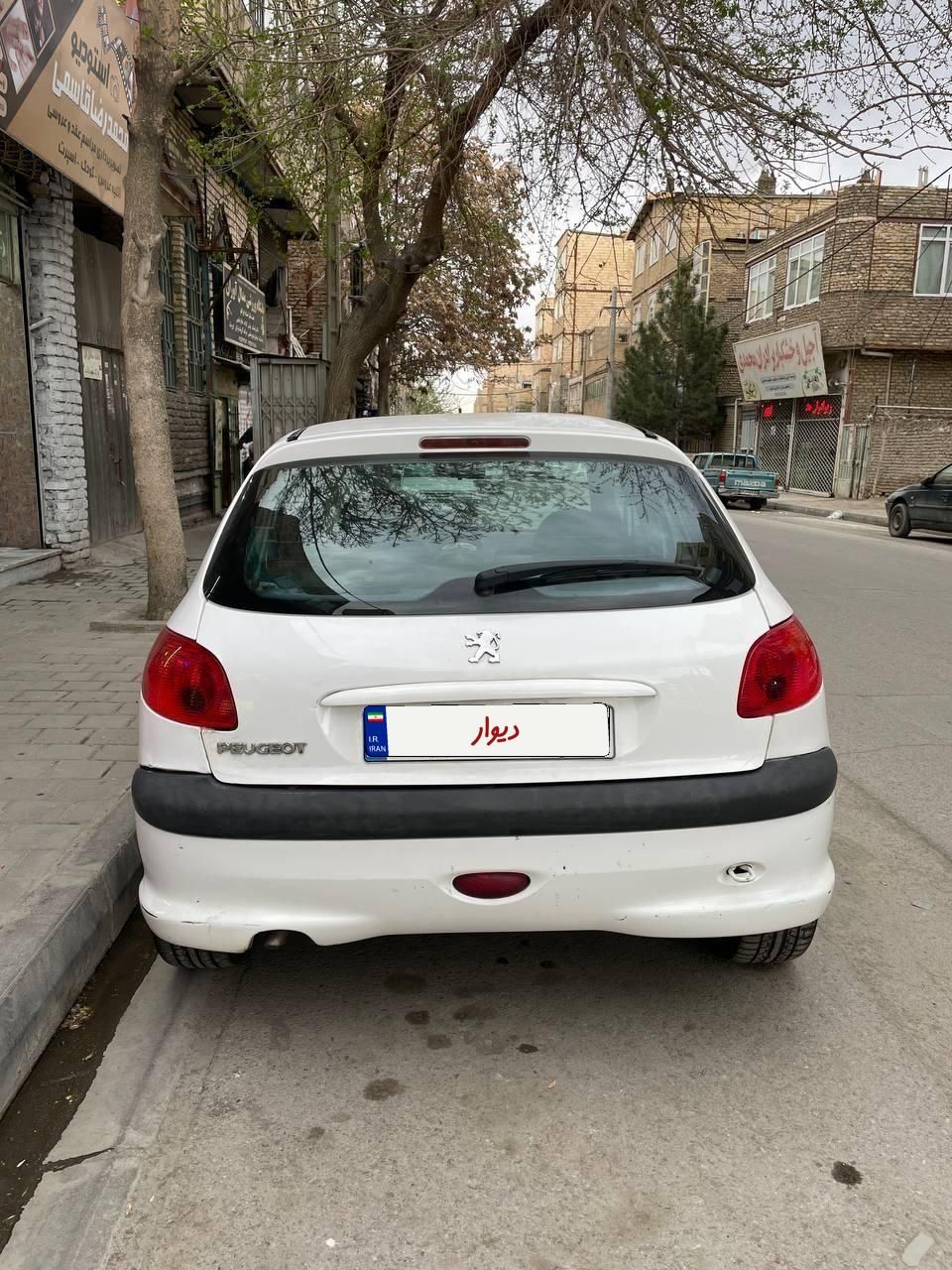 پژو 206 تیپ 2 - 1390
