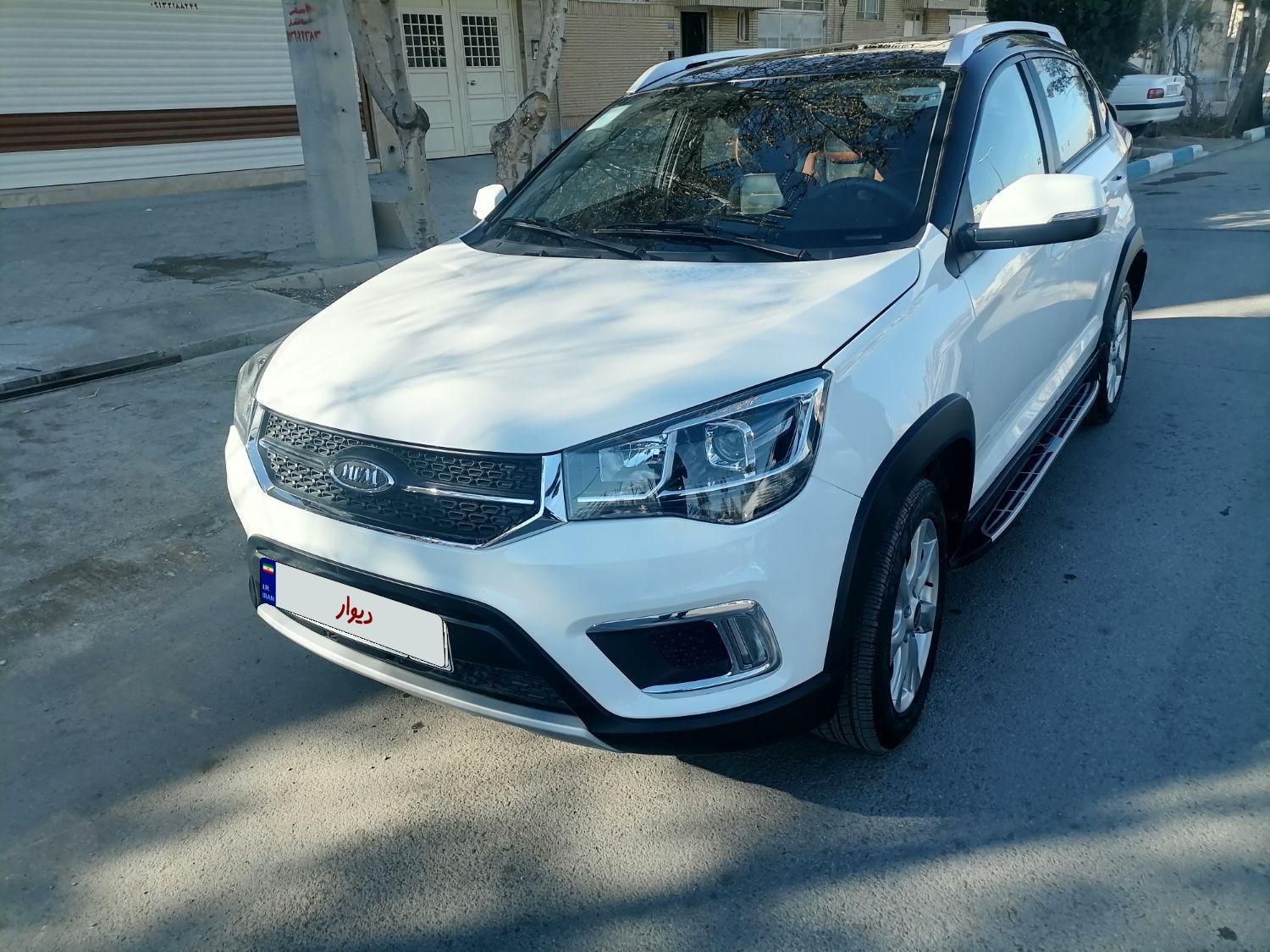 ام وی ام X22 دنده ای اسپرت لاکچری - 2022