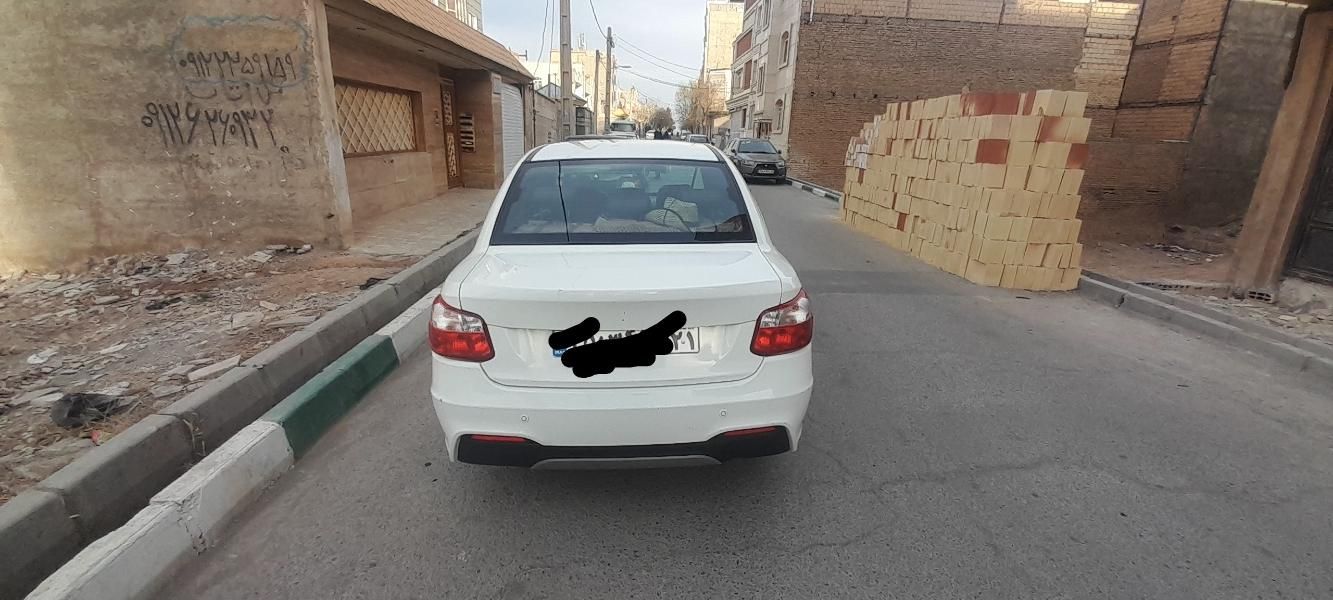 ساینا S دنده ای بنزینی - 1402