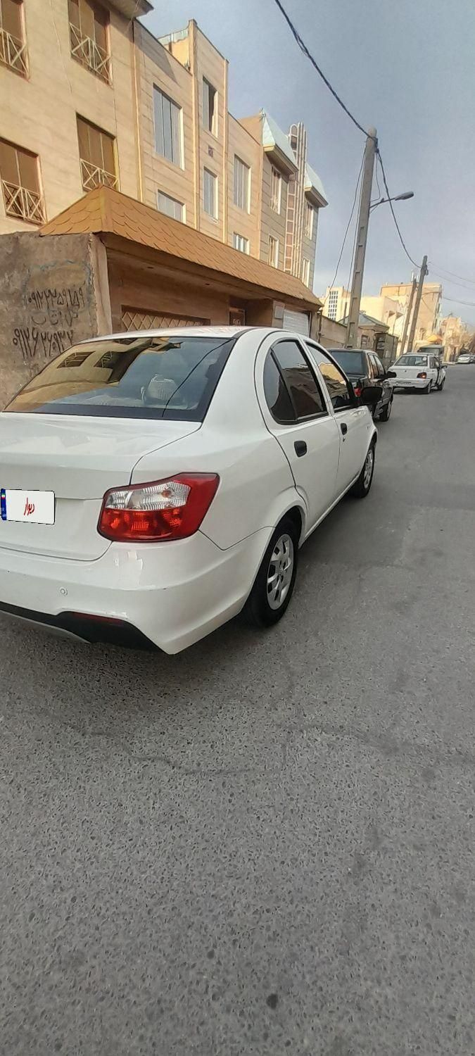 ساینا S دنده ای بنزینی - 1402