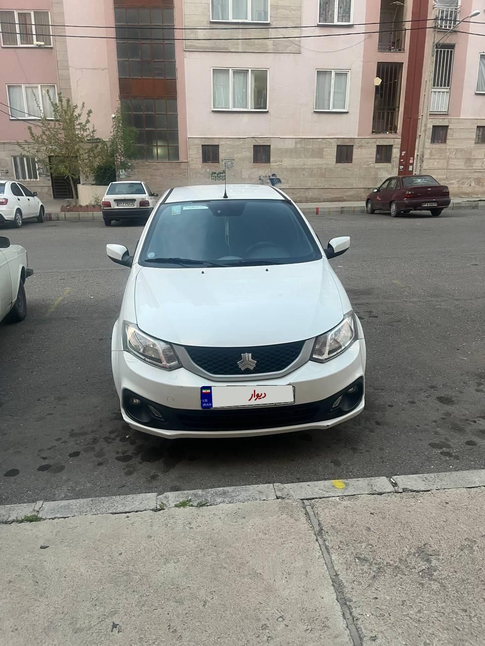 ساینا S دنده ای بنزینی - 1402