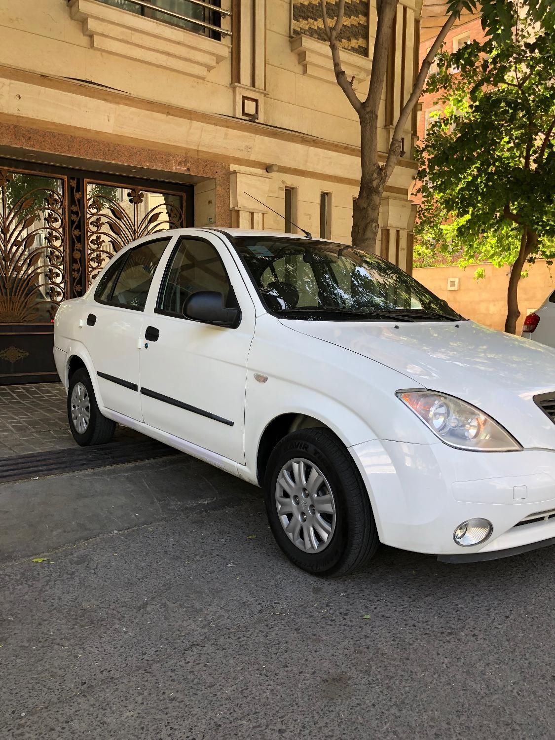 تیبا صندوق دار SX - 1399