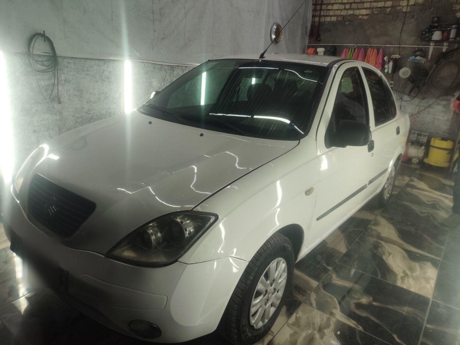 تیبا صندوق دار SX - 1400