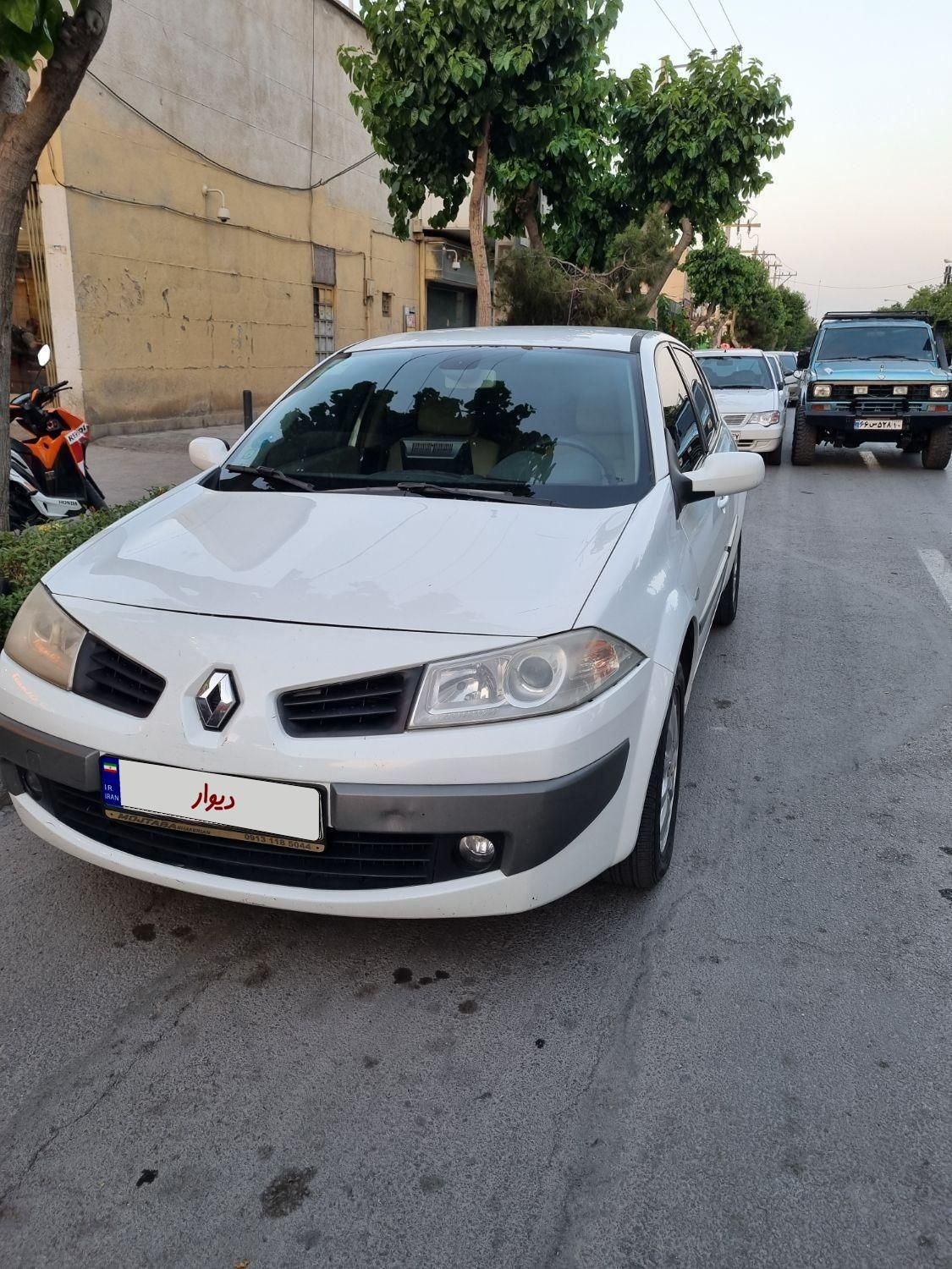 رنو مگان پارس خودرو 2000 - 2012