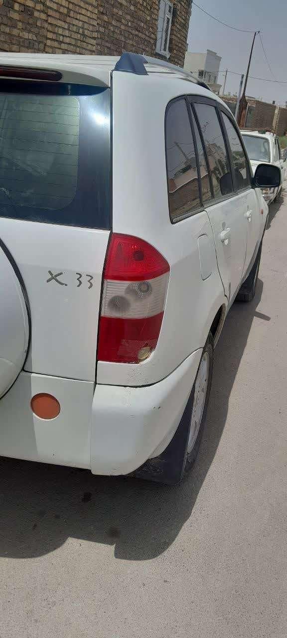 ام وی ام X33 دنده‌ای ساده - 2012