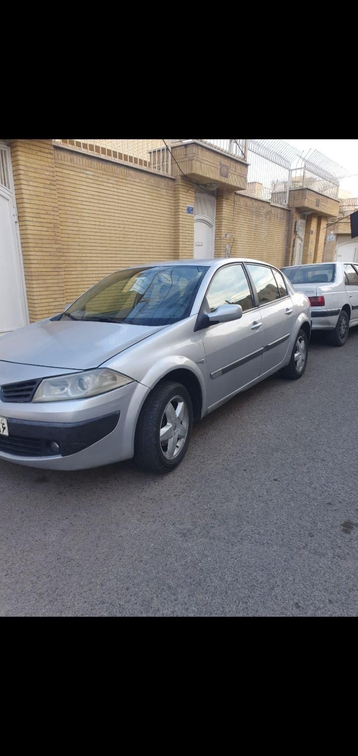 رنو مگان اتوماتیک 2000 - 2006