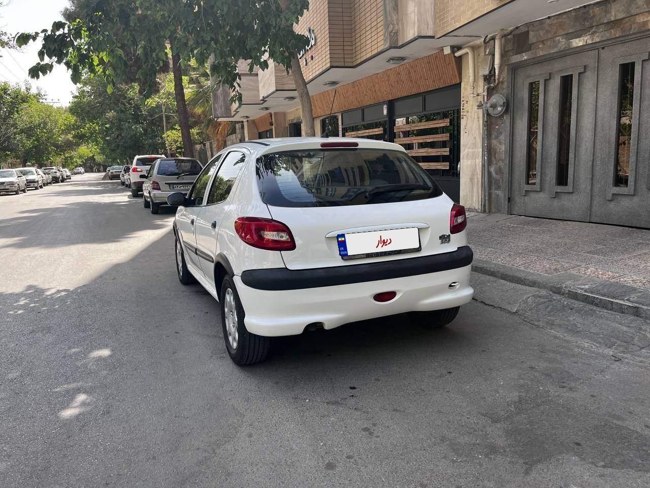 پژو 206 تیپ 5 - 1392