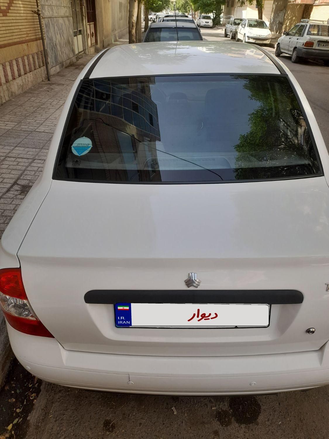تیبا صندوق دار SX - 1400