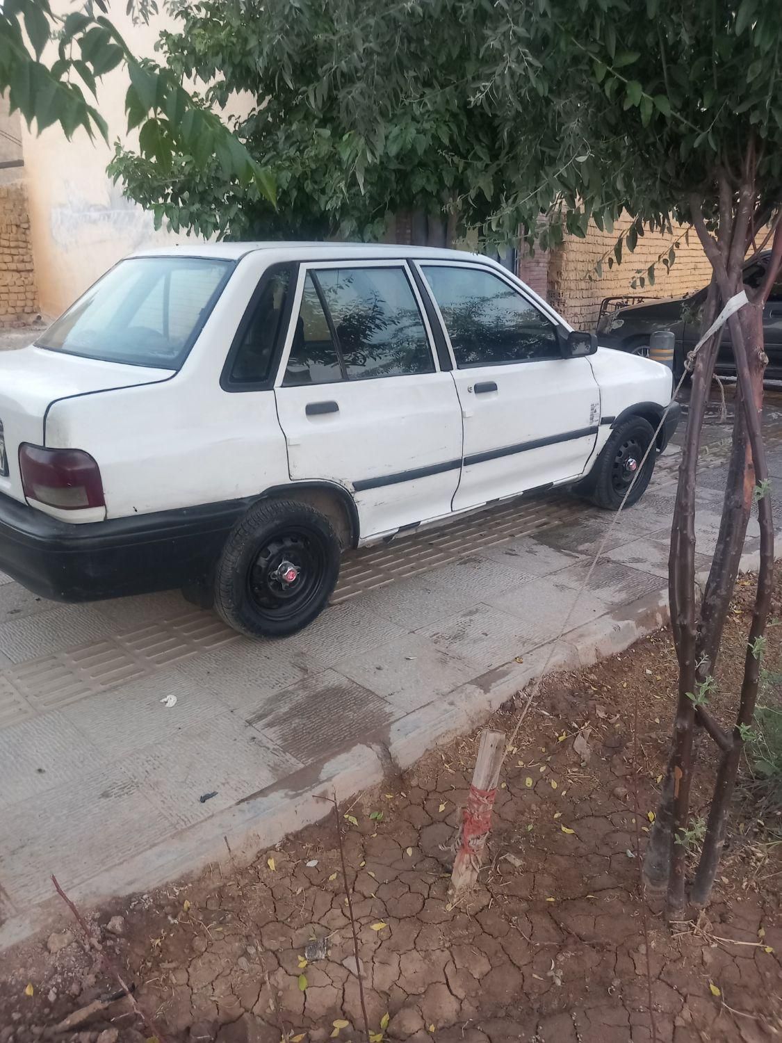 پراید صبا دنده‌ای - 1382