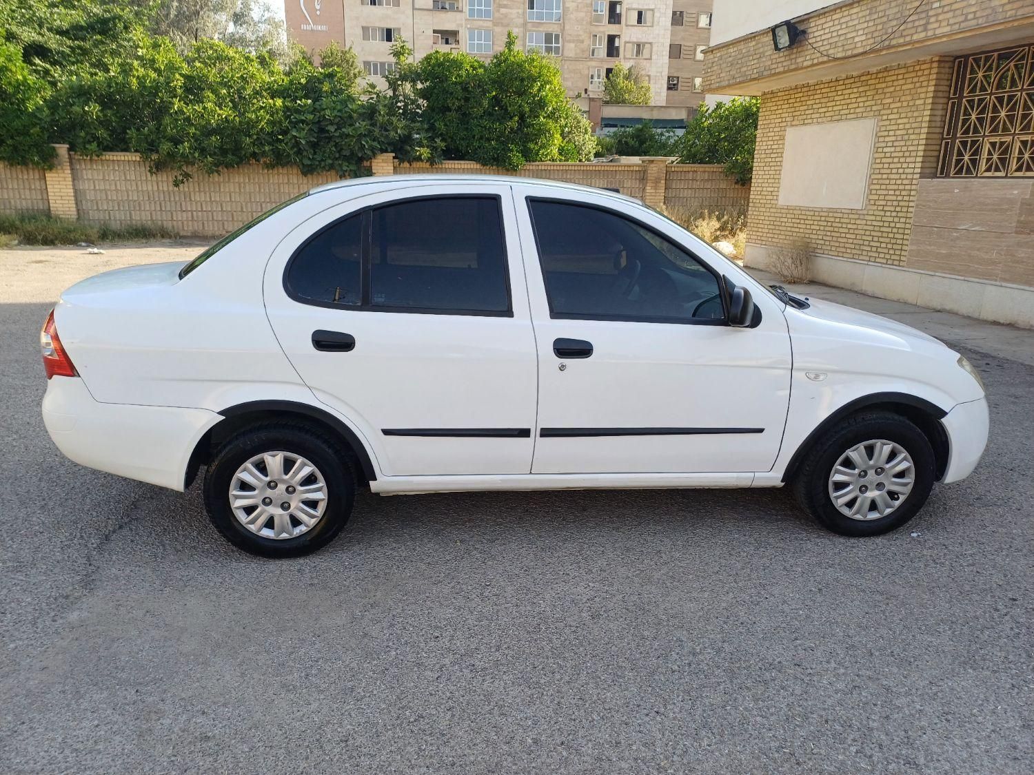 تیبا صندوق دار SX - 1398