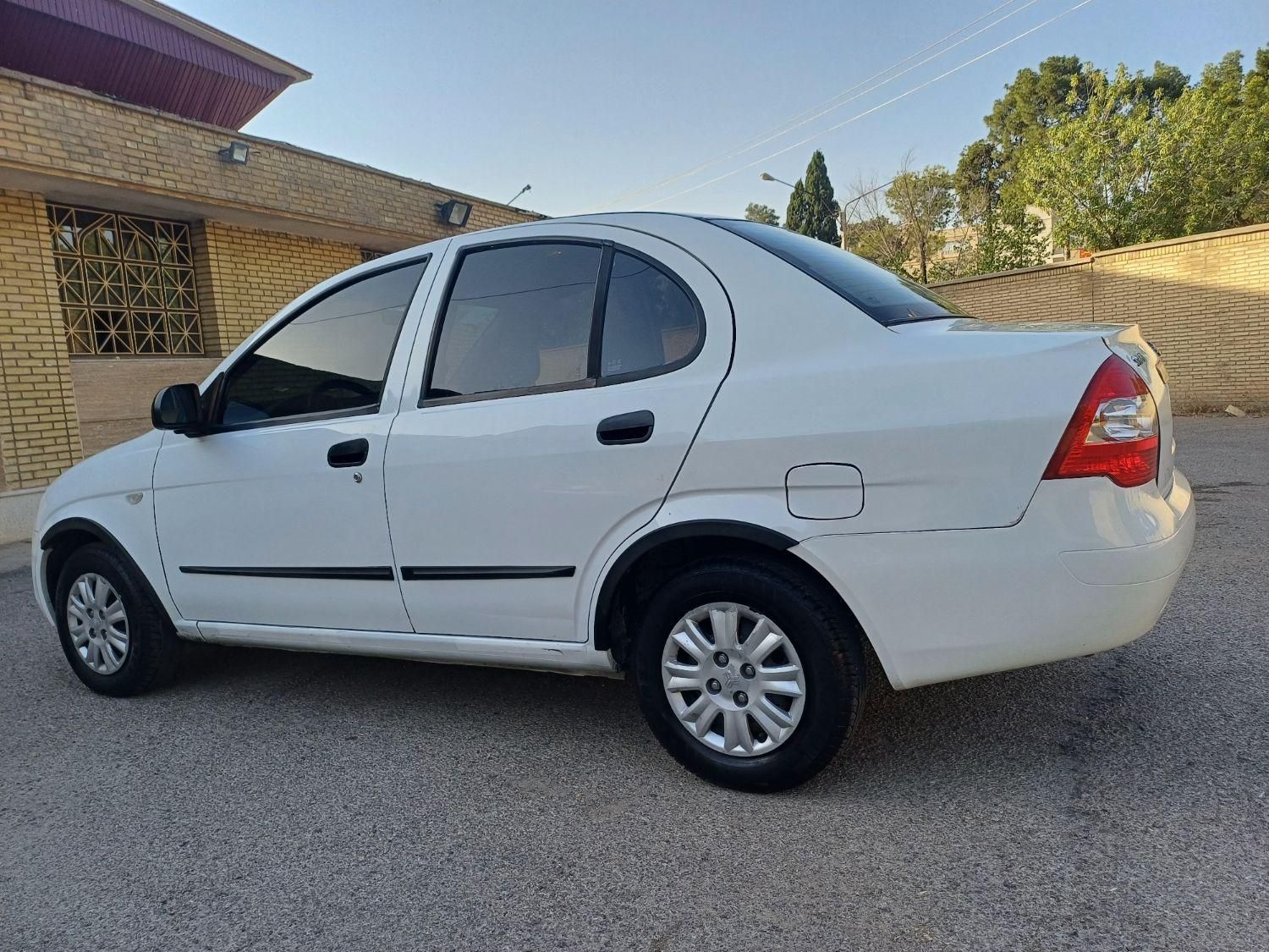 تیبا صندوق دار SX - 1398