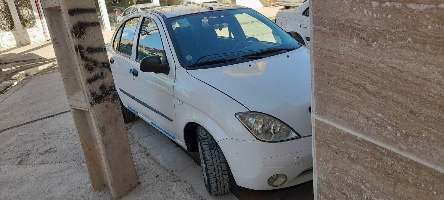 تیبا صندوق دار SX - 1400