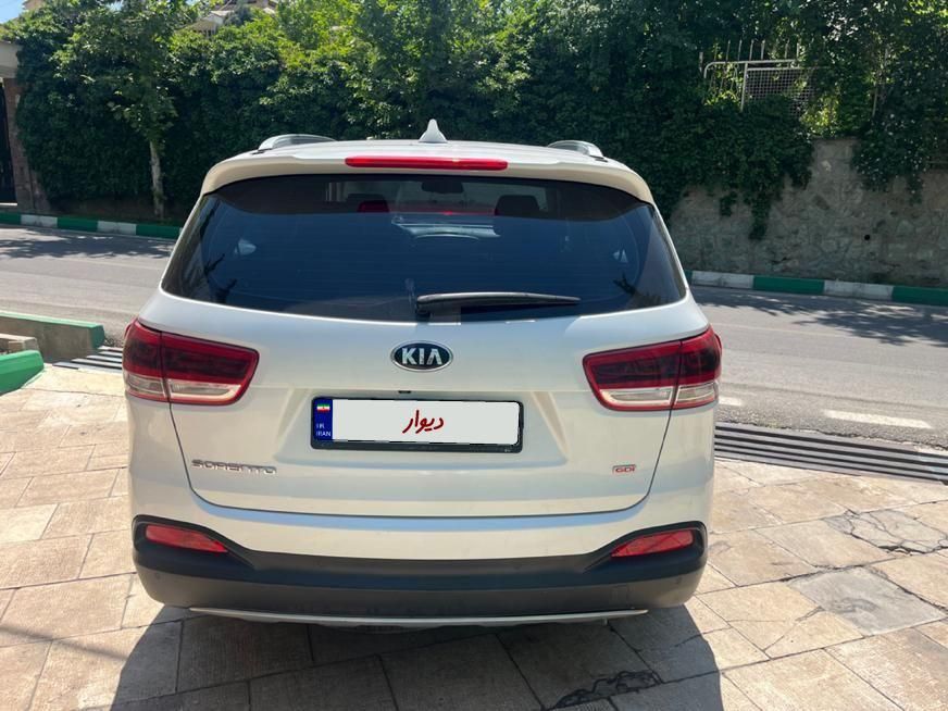 کیا سورنتو فول  UM - 2015