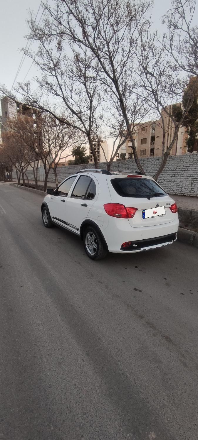 کوییک R دنده‌ای - 1399