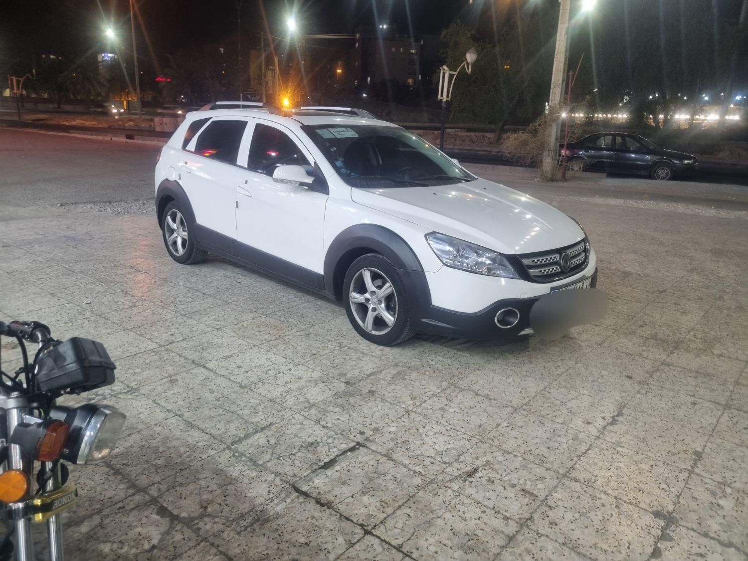 خودرو دانگ فنگ، H30 کراس آگهی ann_18192330