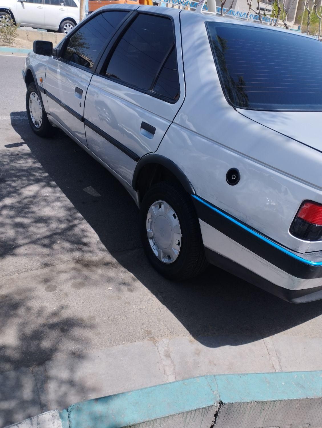 پژو 405 GLX - 1386
