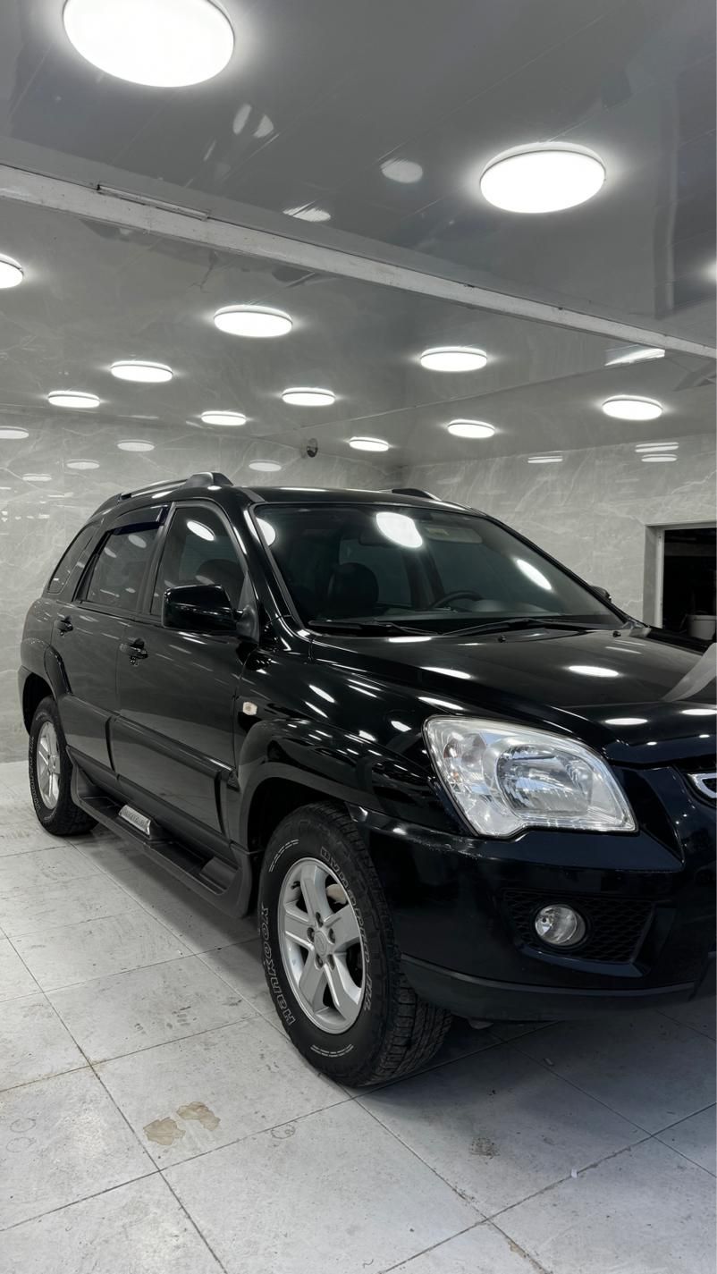 کیا اسپورتیج 6 سیلندر 2700cc - 2010