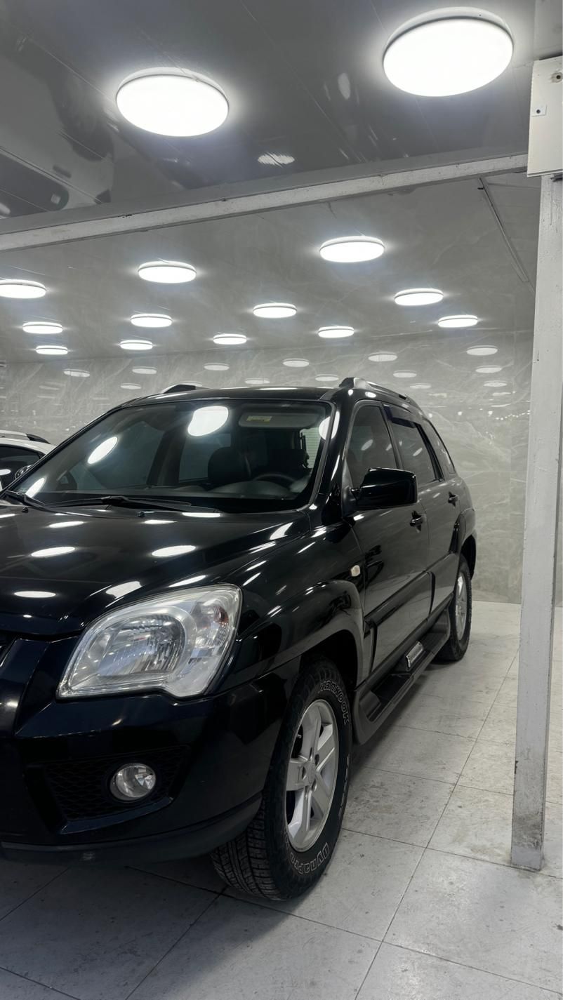 کیا اسپورتیج 6 سیلندر 2700cc - 2010