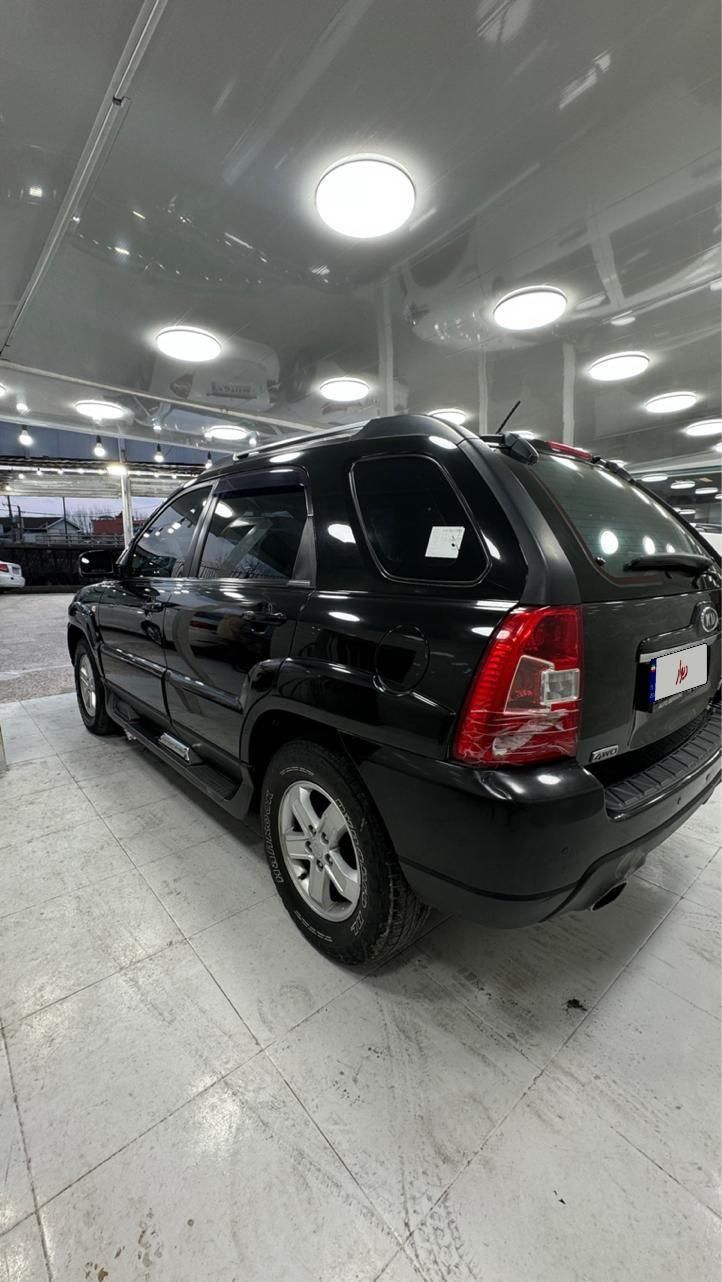 کیا اسپورتیج 6 سیلندر 2700cc - 2010