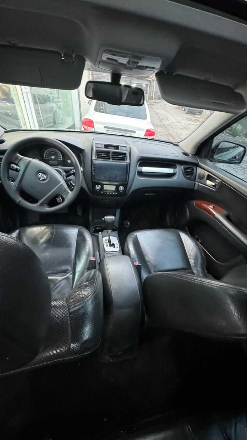 کیا اسپورتیج 6 سیلندر 2700cc - 2010