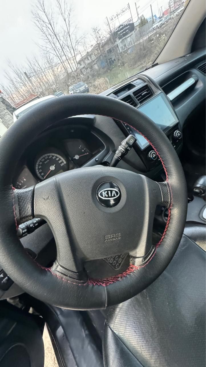کیا اسپورتیج 6 سیلندر 2700cc - 2010