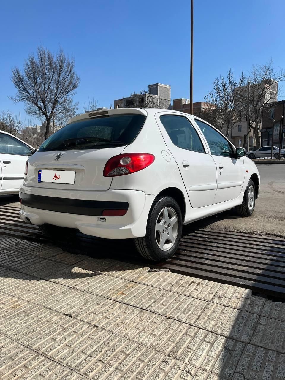 پژو 207 دنده‌ای - 1390