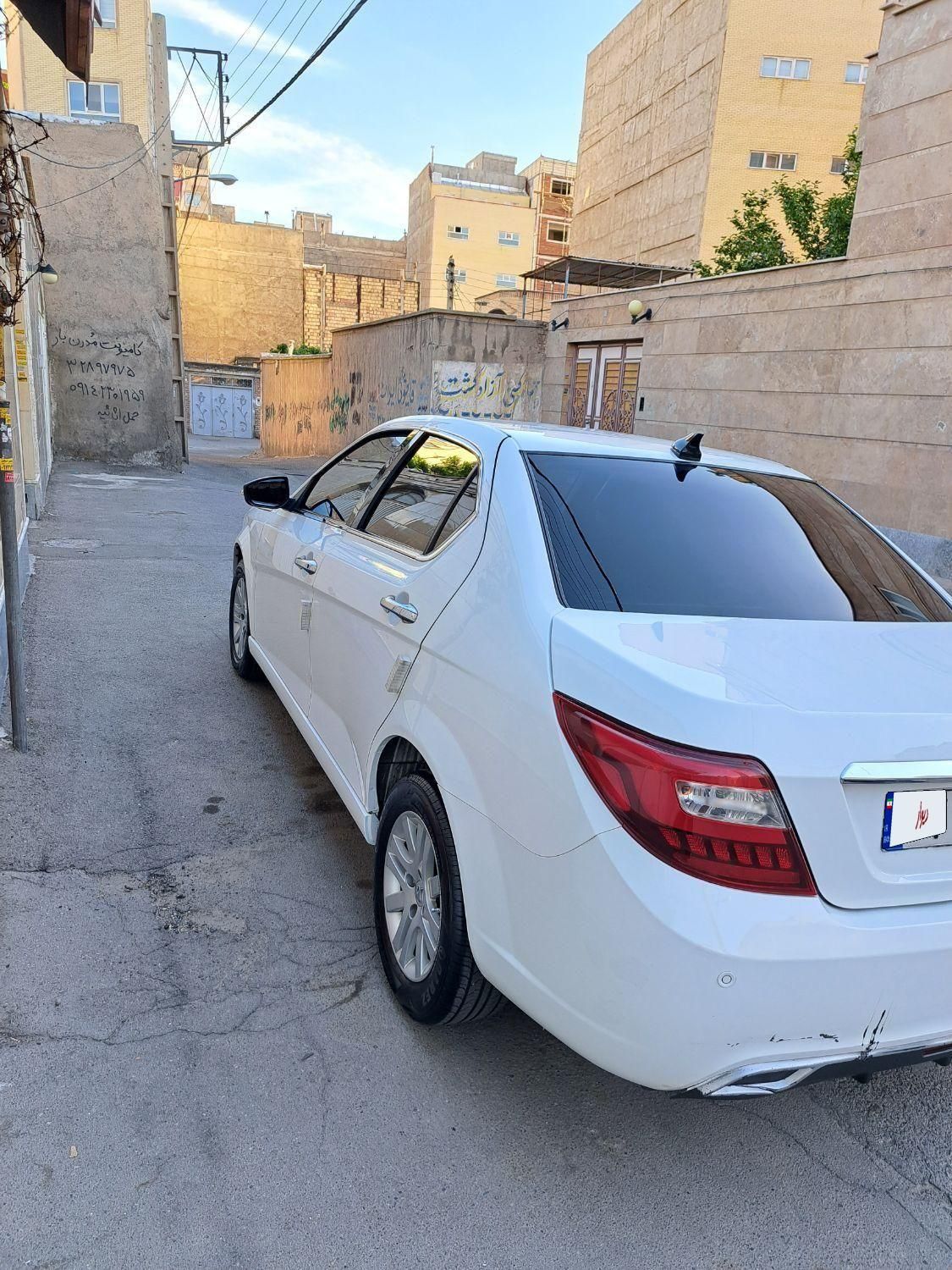 دنا پلاس تیپ ۱ دنده‌ای - 1400