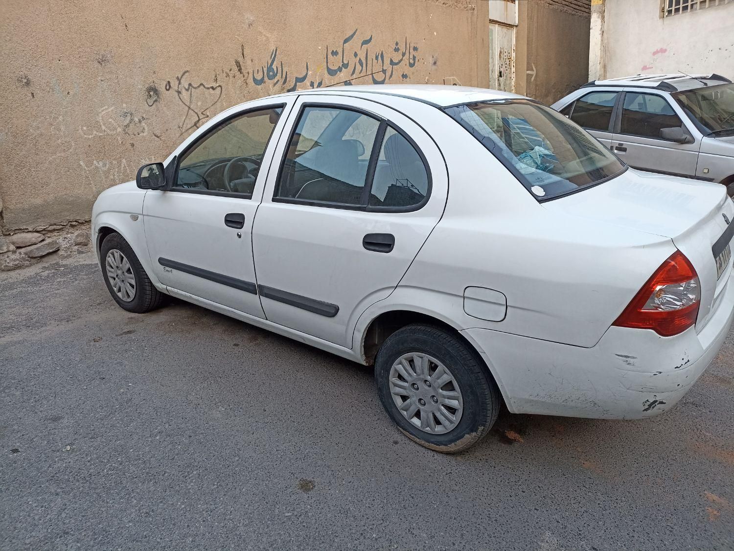 تیبا صندوق دار EX - 1393