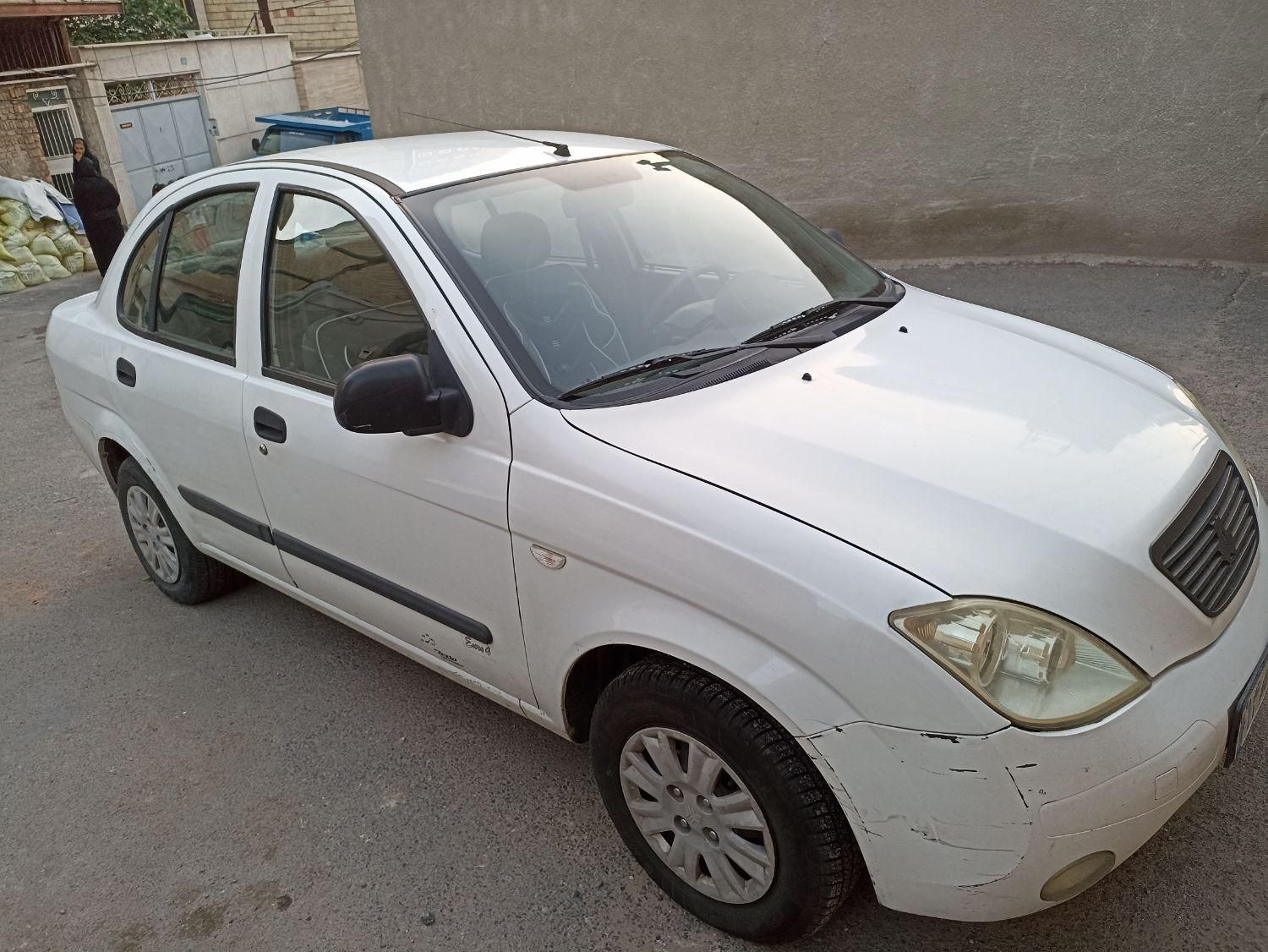 تیبا صندوق دار EX - 1393