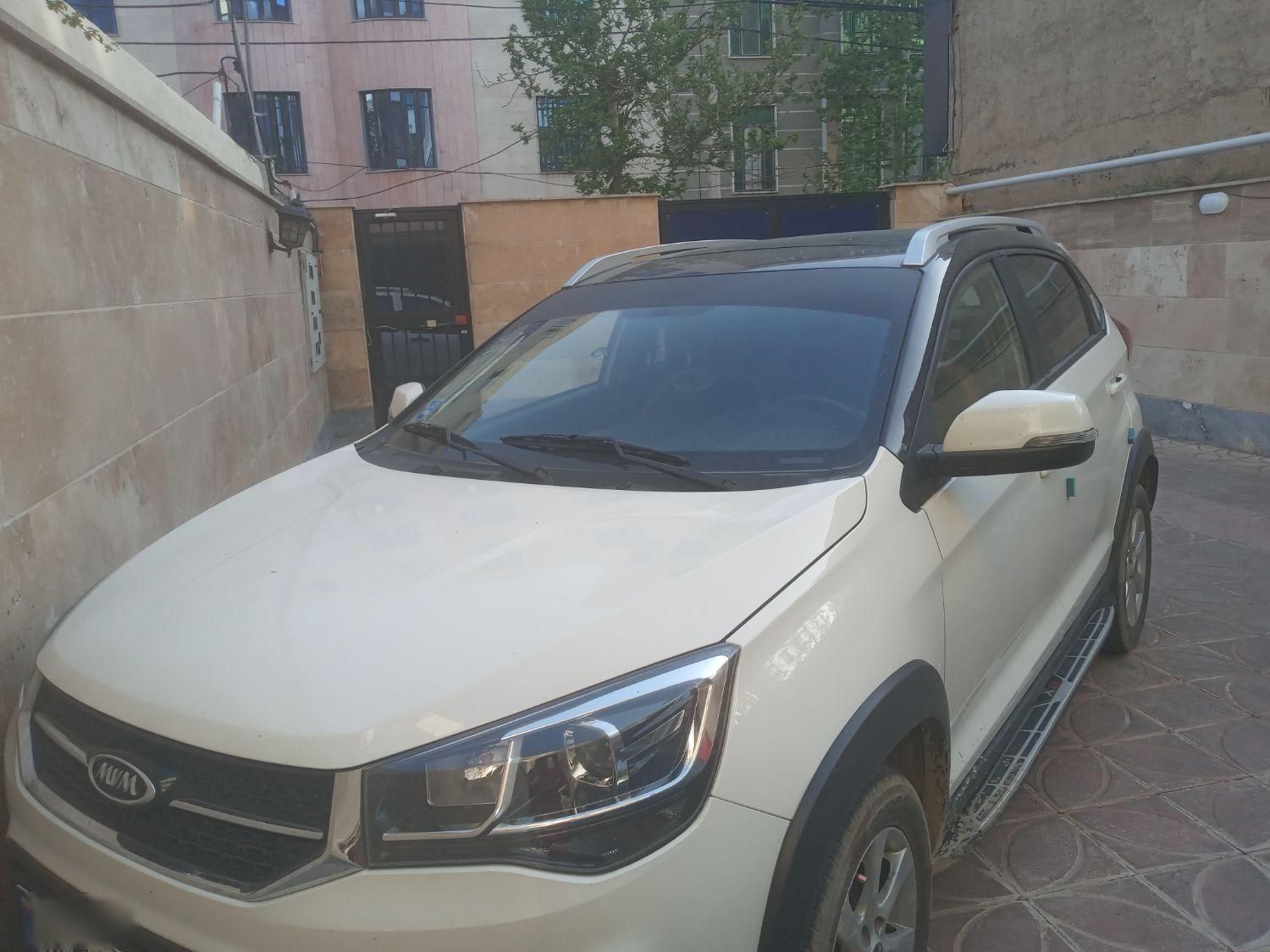 خودرو ام وی ام، X22 آگهی ann_18193927