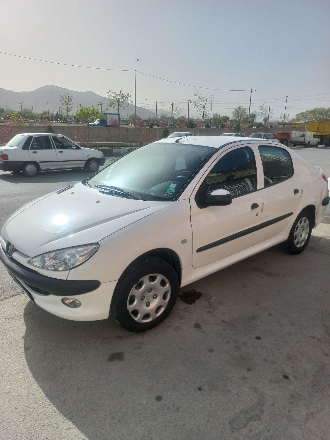 پژو 206 SD v8 - 1390