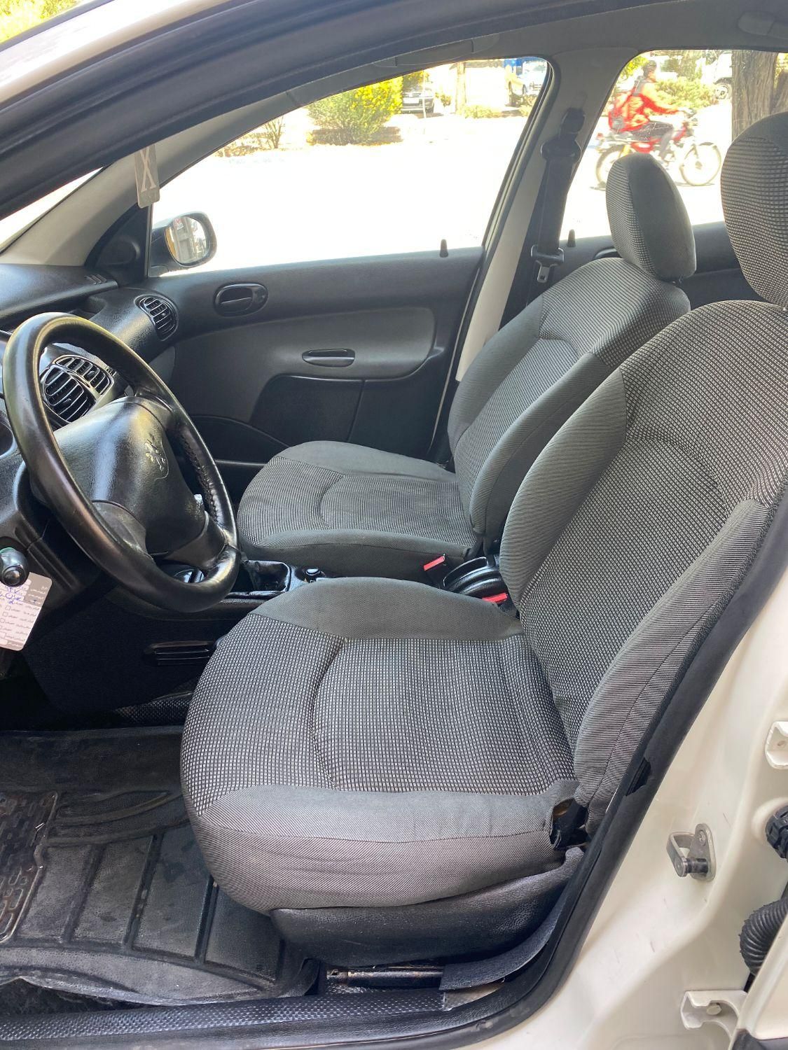 پژو 206 SD v8 - 1394