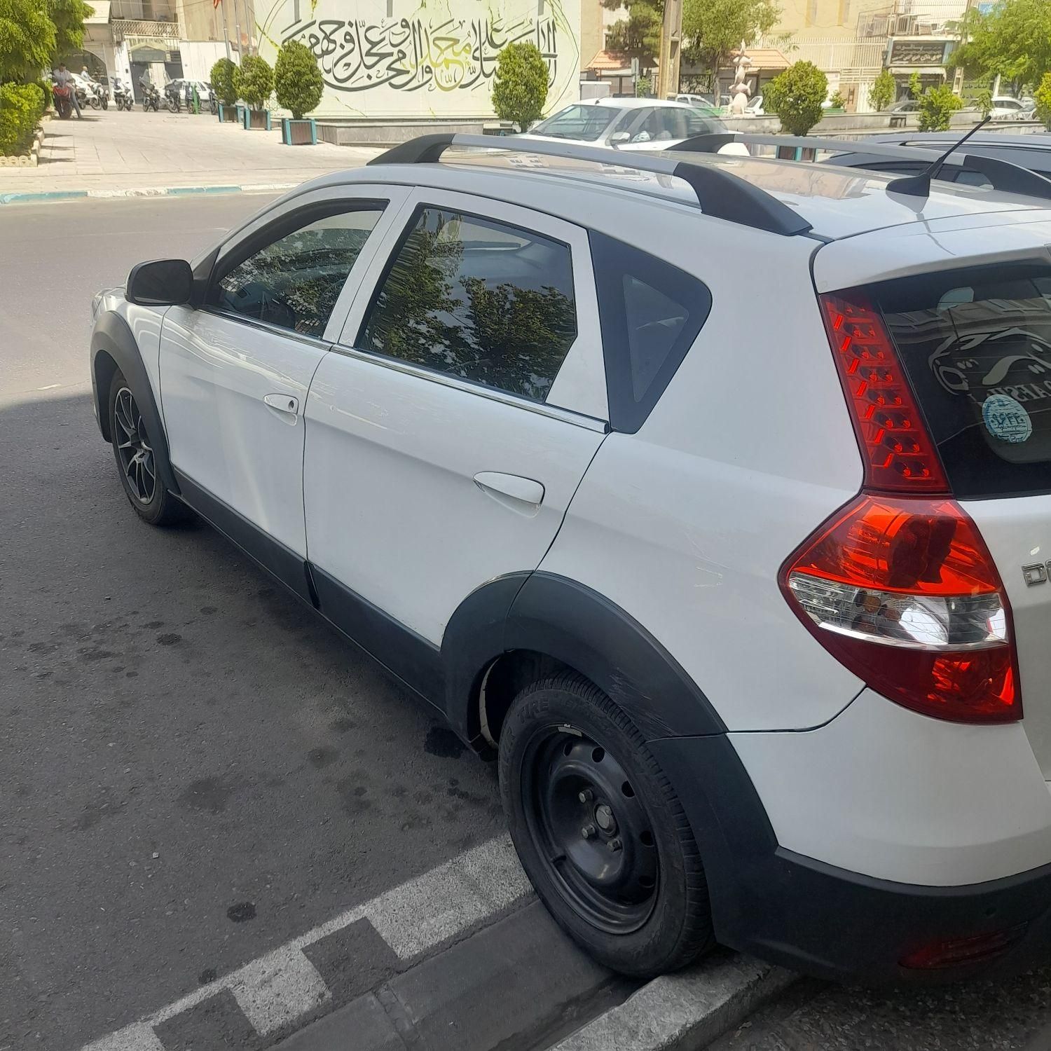 خودرو دانگ فنگ، H30 کراس آگهی ann_18195248